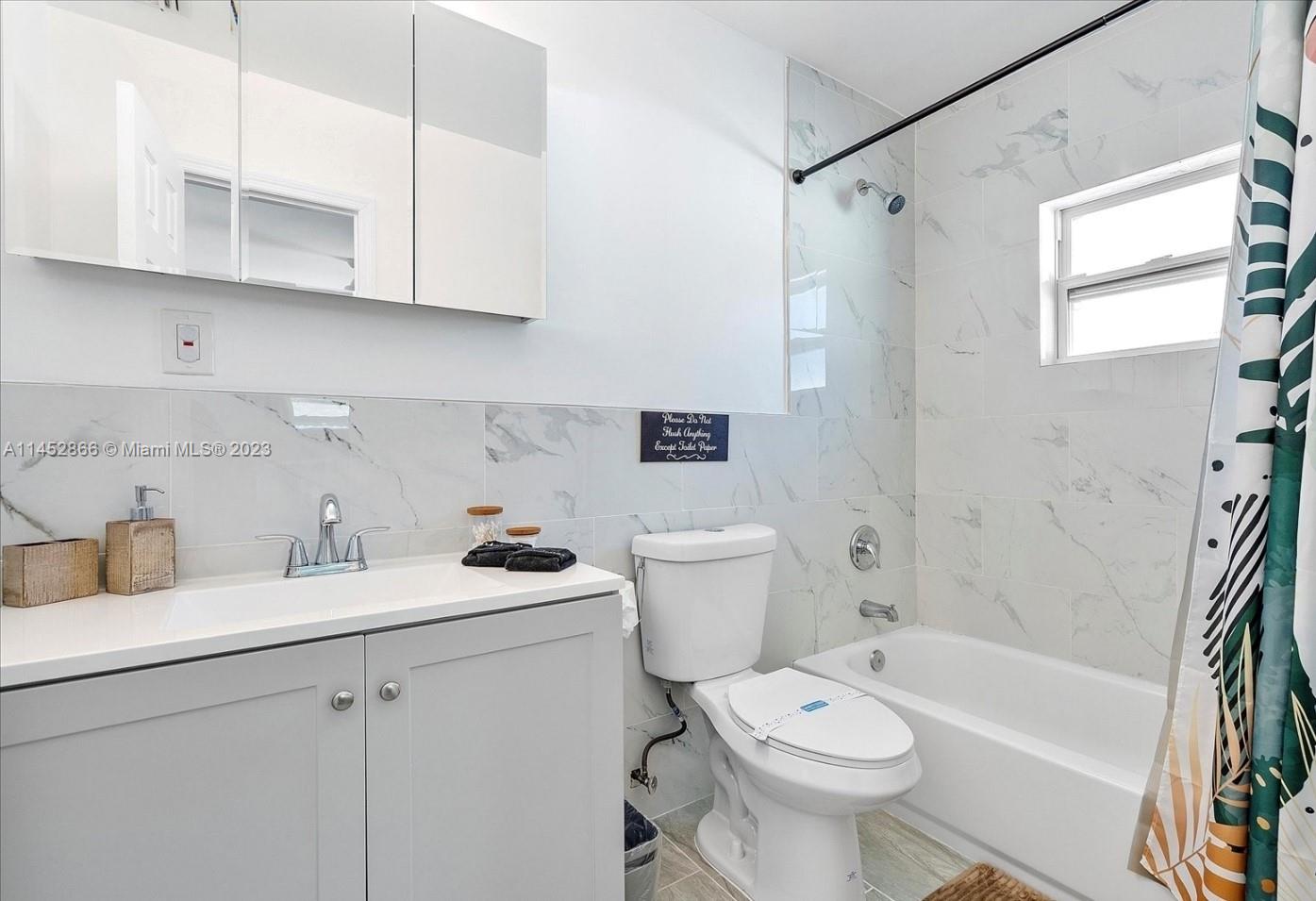 COLLIER ESTATES 3RD ADD - Residential