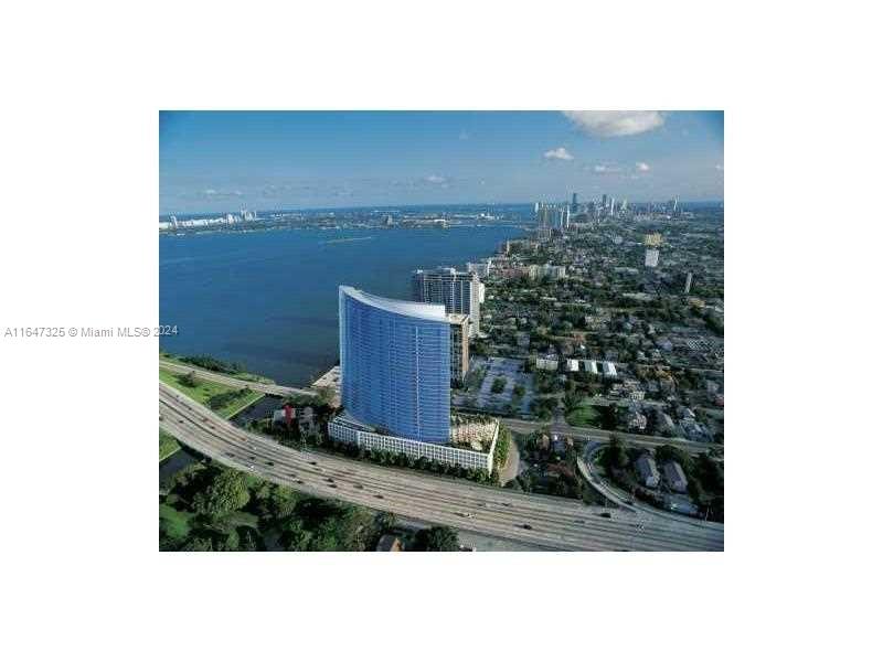 GORGEOUS 2-BED / 2.5 BATH UNIT OVERLOOKING BISCAYNE BAY, ON THE 15TH FLOOR, ITALIAN GRANITE KITCHEN, STAINLESS STEEL APPLIANCES, IMPACT WINDOWS & DOORS, CLOSETS & MUCH MORE. LUXURY HIGH RISE W/ AMAZING AMENITIES: STATE OF THE ART FITNESS CENTER, MEDIA ROOM, BUSINESS CENTER WITH CONFERENCE, BIKE ROOM, VALET ETC... CLOSE TO BEACHES, DESIGN DISTRICT AND FINE RESTAURANTS. DO NOT MISS THIS IMPECCABLE UNIT READY FOR YOUR PICKIEST TENANTS. THIS IS AN ANNUAL RENT.
