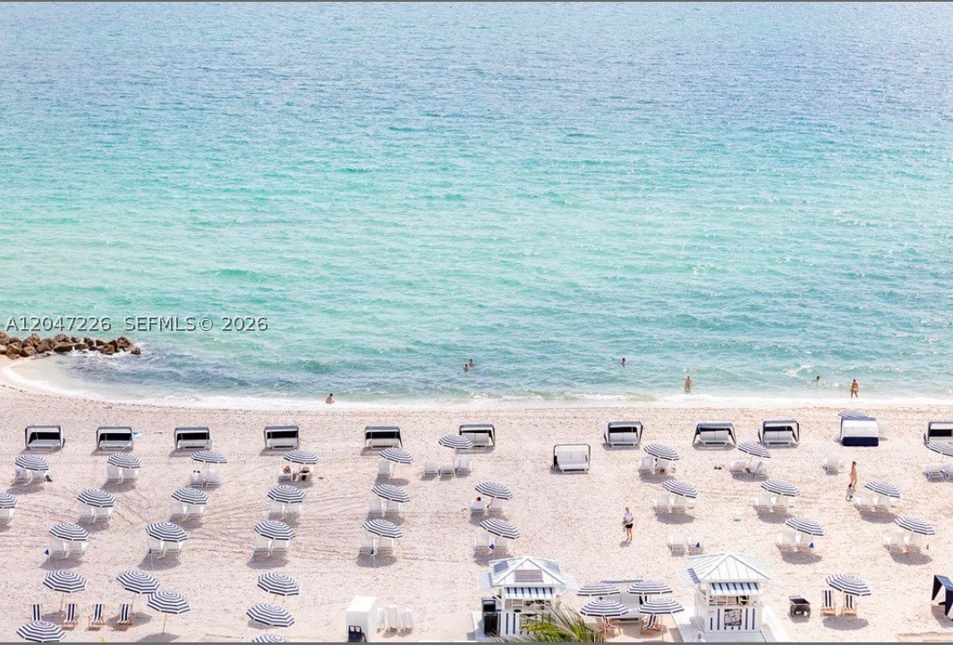 TRITON TOWER CONDO - Residential Lease