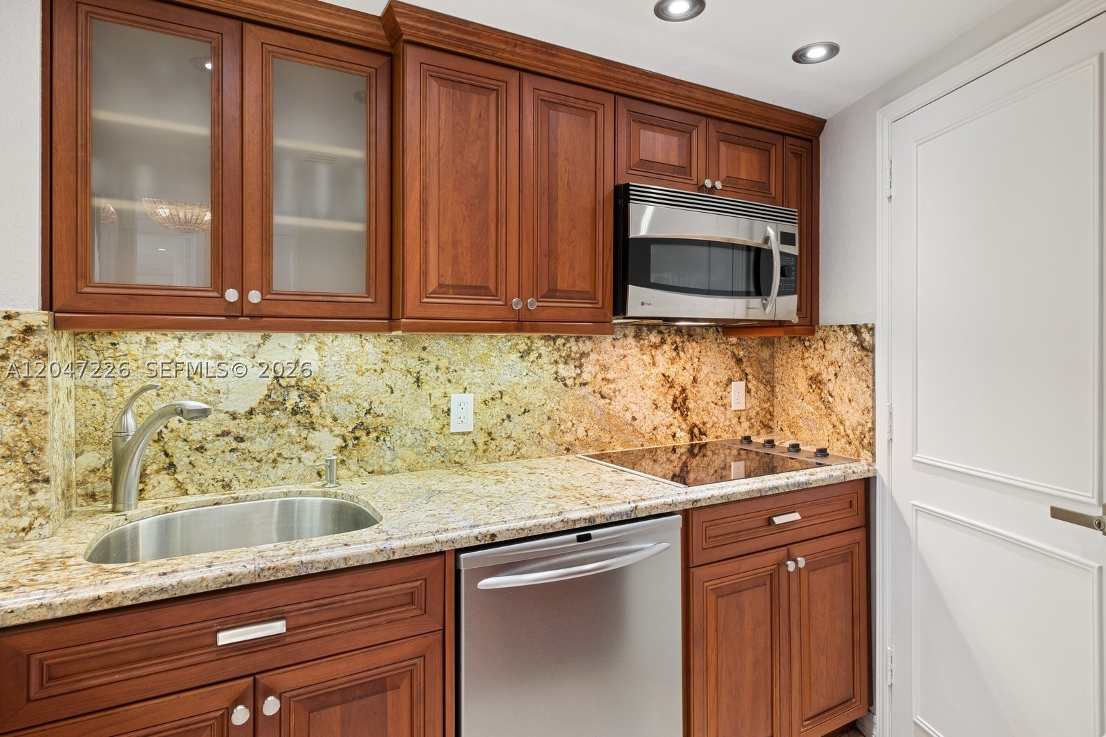 TRITON TOWER CONDO - Residential Lease