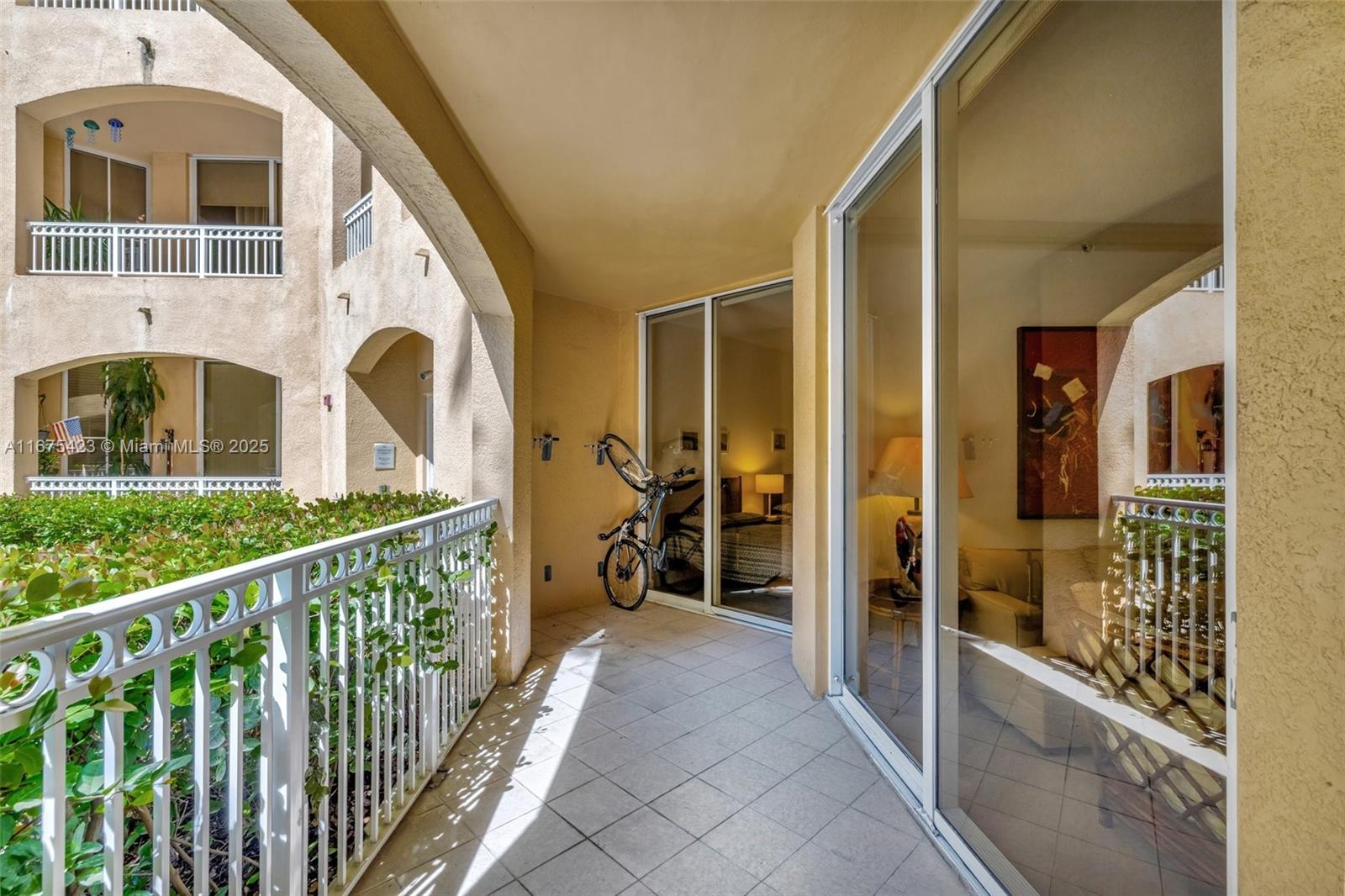 ALAQUA CONDO - Residential