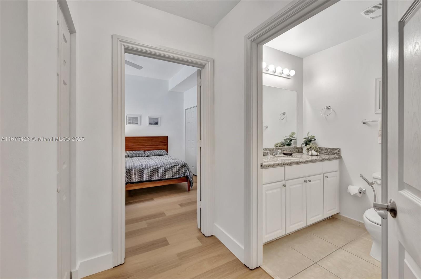 ALAQUA CONDO - Residential
