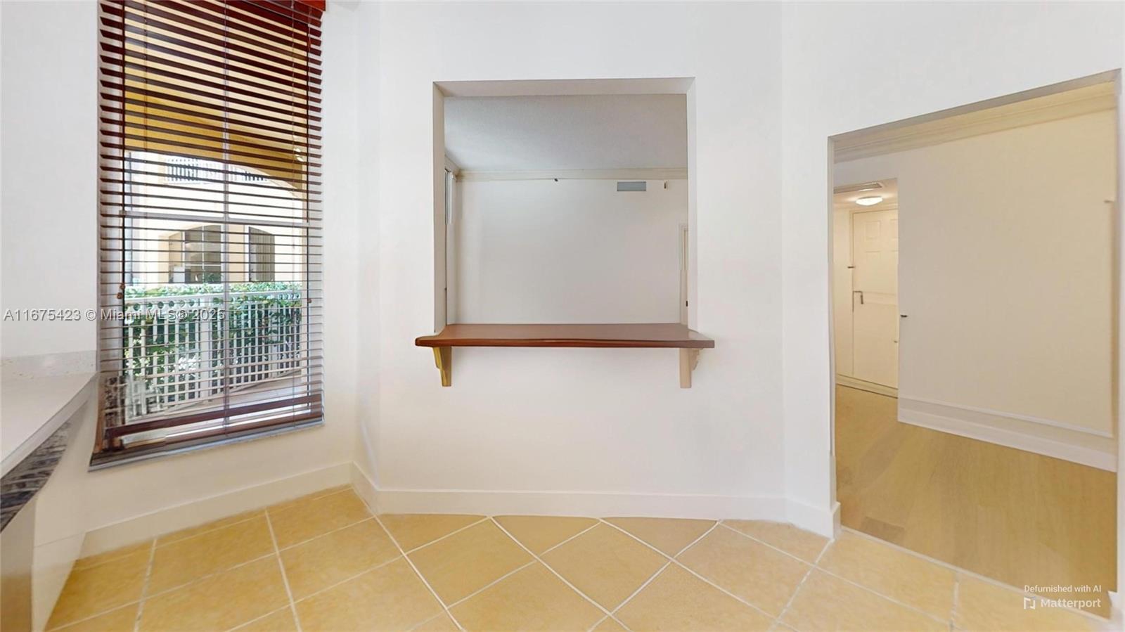 ALAQUA CONDO - Residential