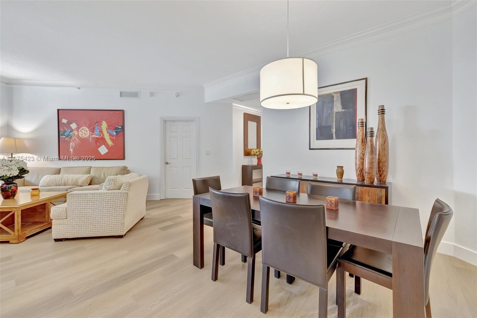 ALAQUA CONDO - Residential