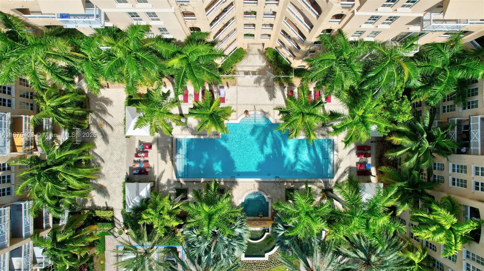 ALAQUA CONDO - Residential