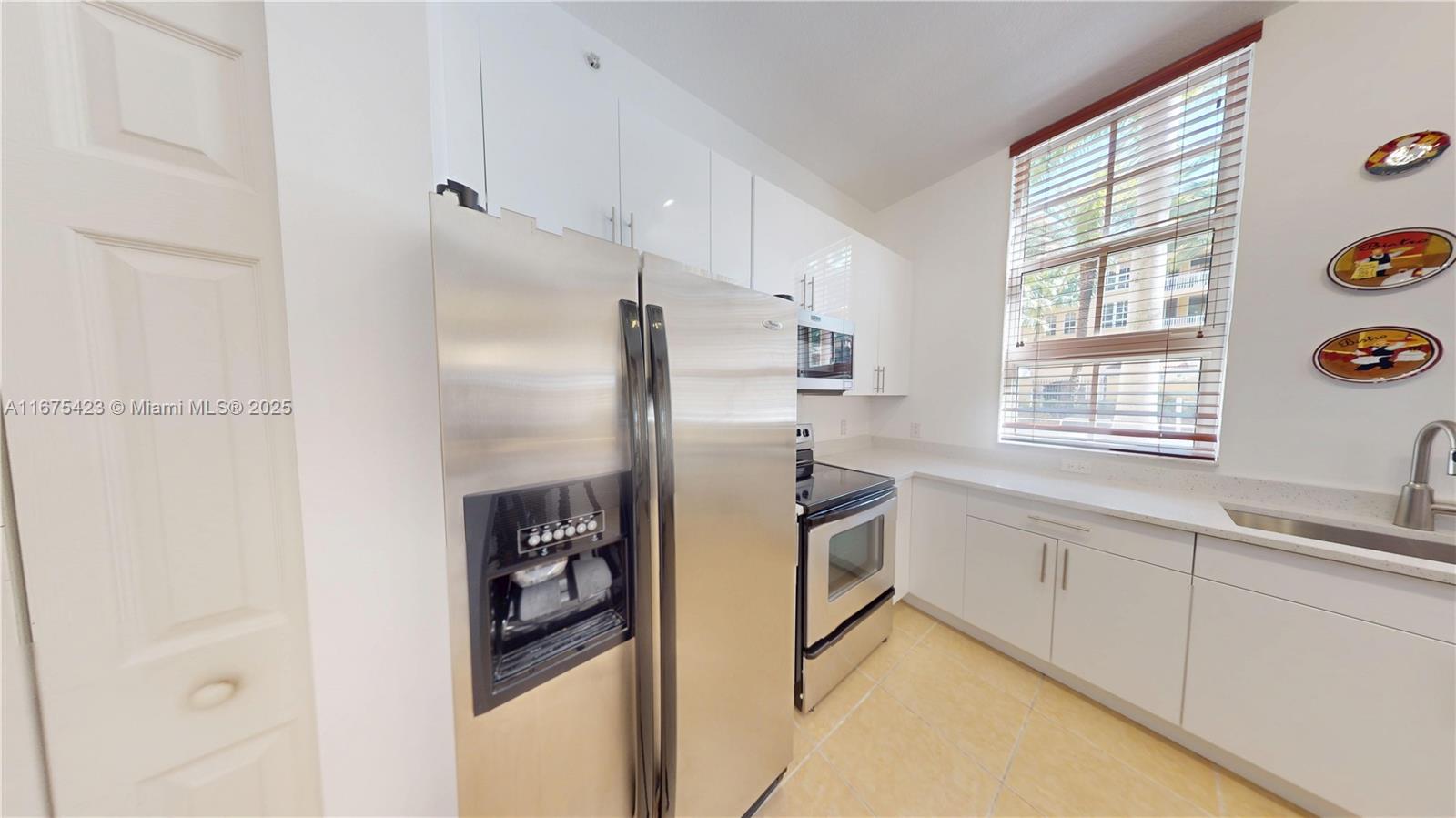 ALAQUA CONDO - Residential