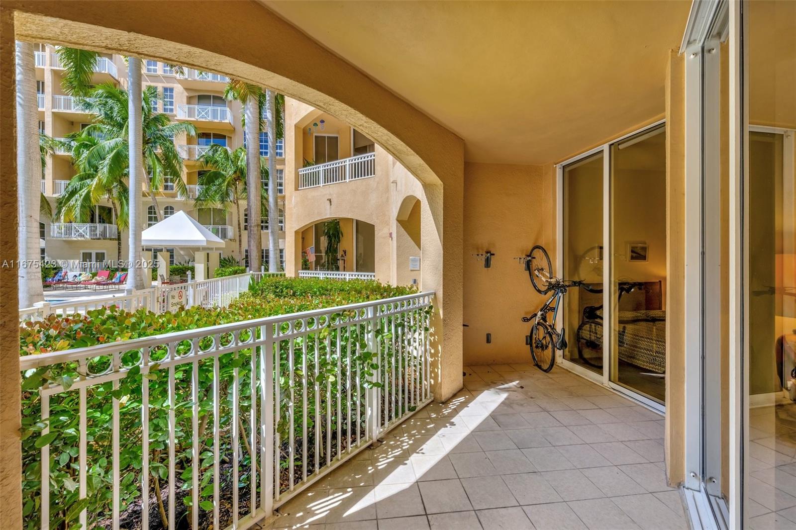 ALAQUA CONDO - Residential