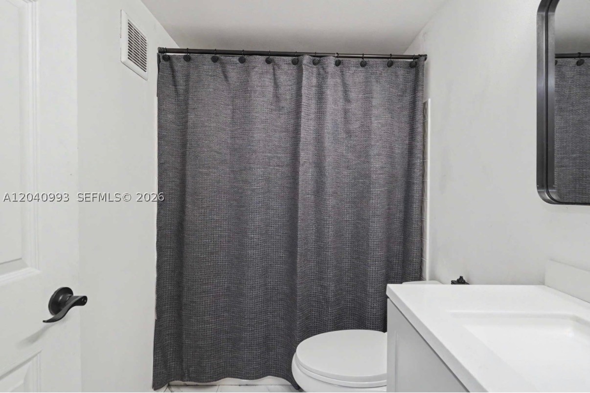 MALIBU NORTH CONDO - Residential