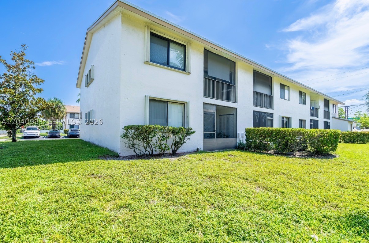 MALIBU NORTH CONDO - Residential