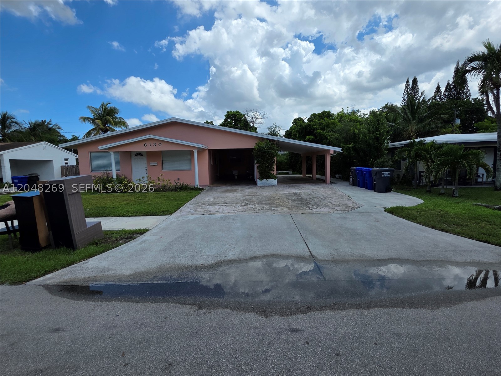 BEVERLY PARK - Residential Lease