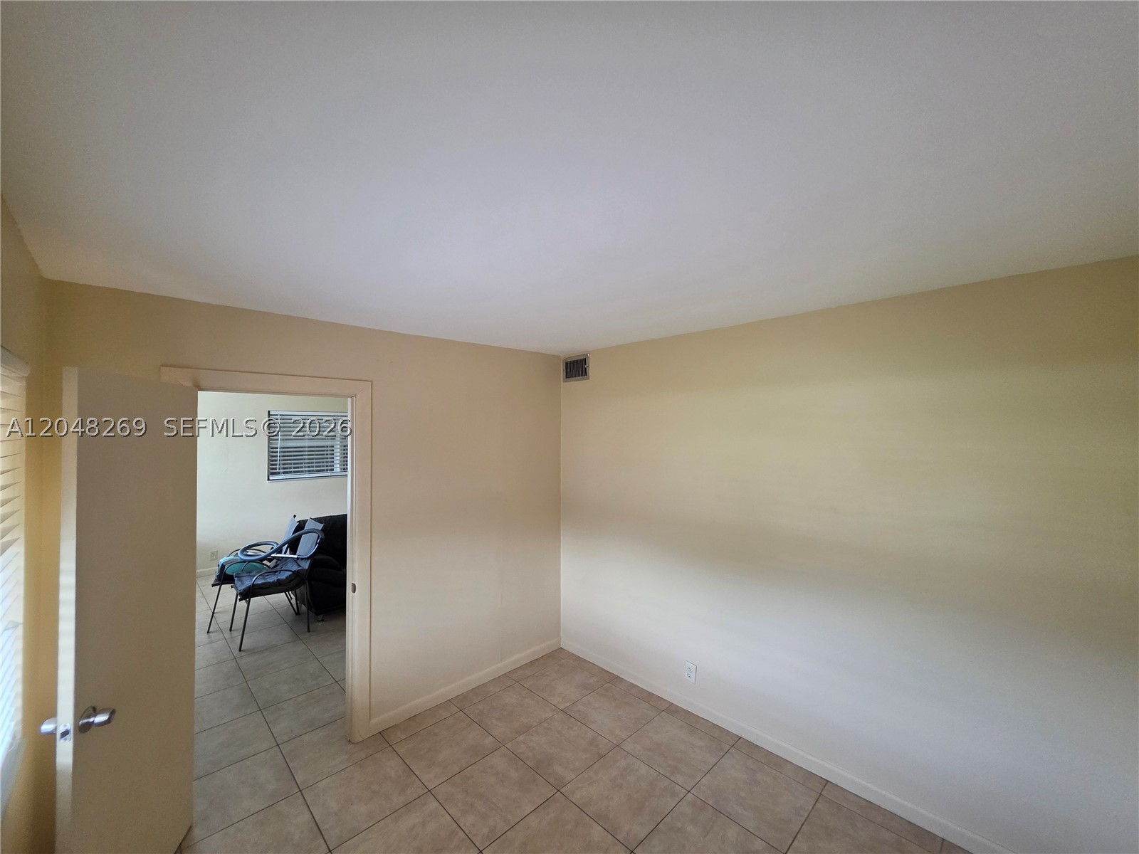 BEVERLY PARK - Residential Lease
