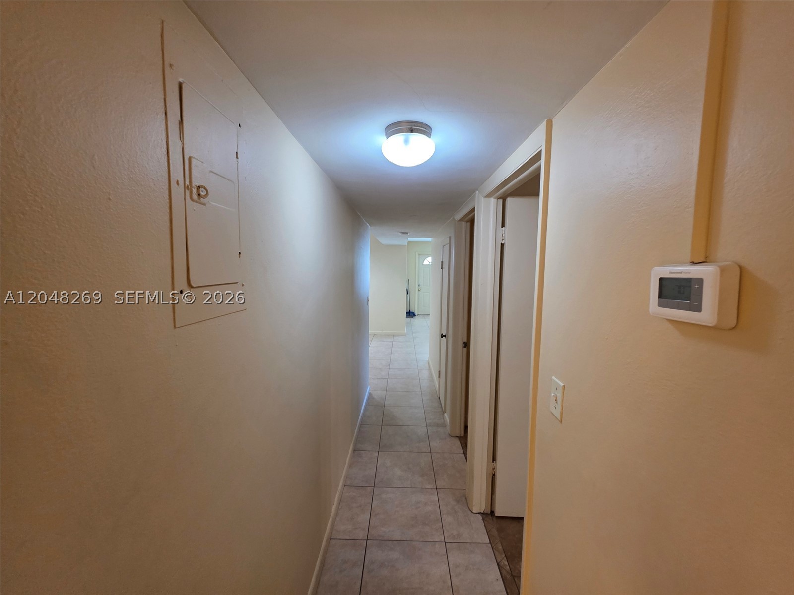 BEVERLY PARK - Residential Lease