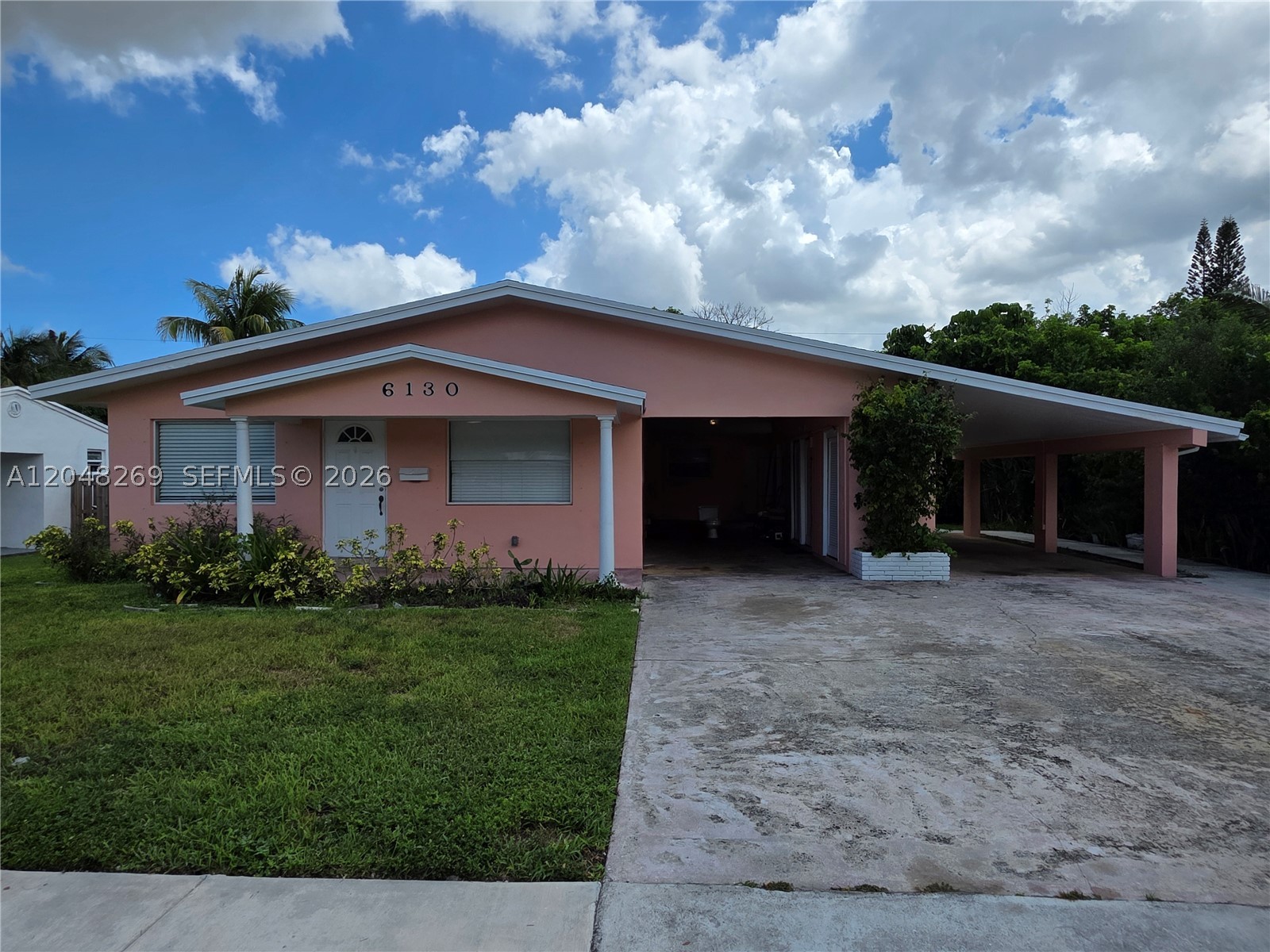 BEVERLY PARK - Residential Lease