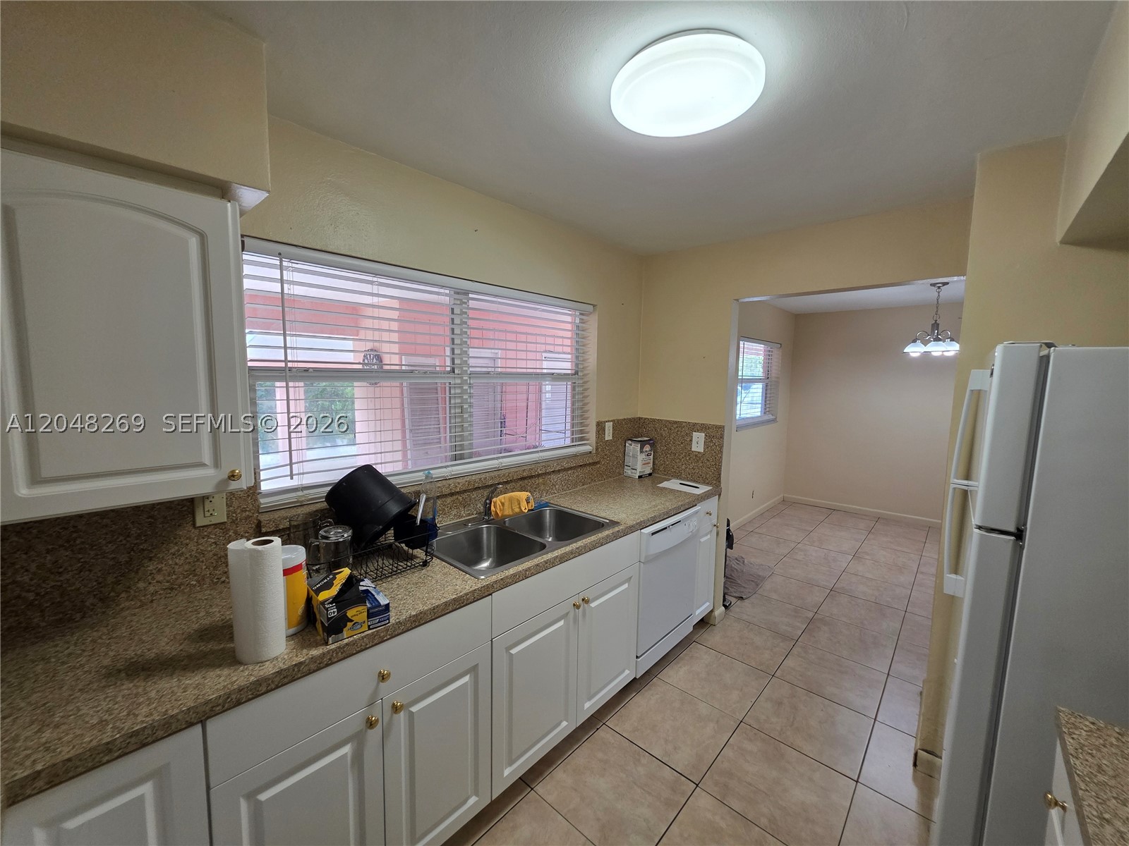BEVERLY PARK - Residential Lease