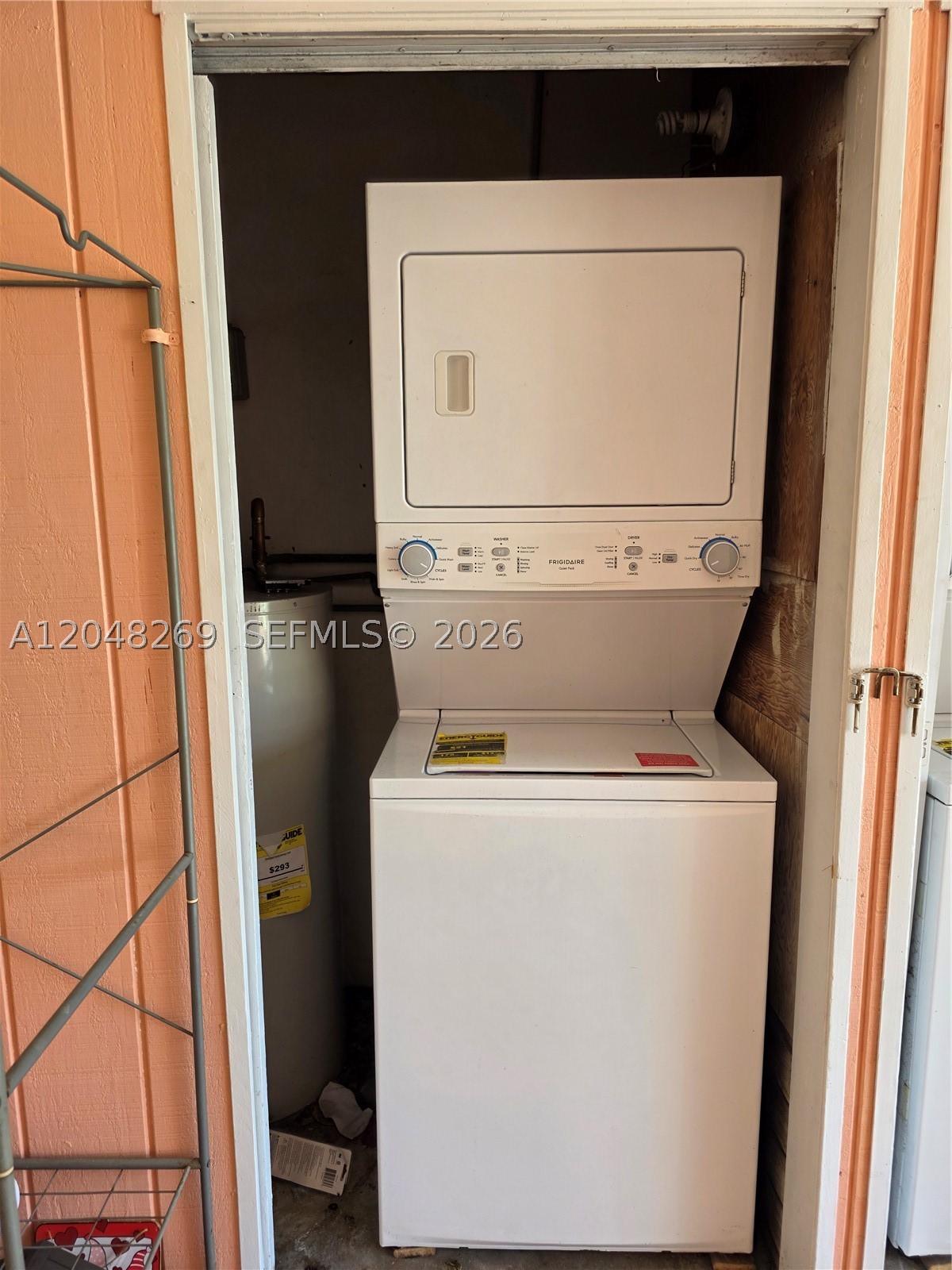 BEVERLY PARK - Residential Lease