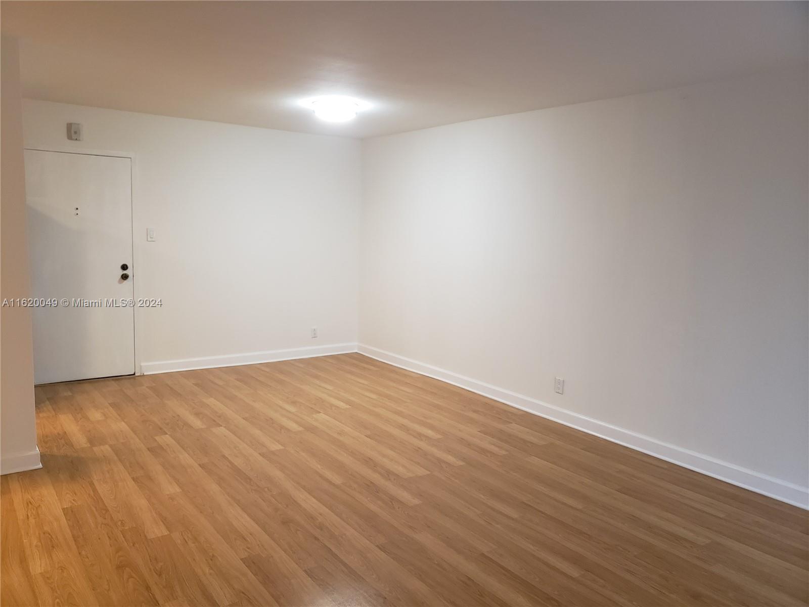 VIRGINIA OAKS CONDO - Residential Lease