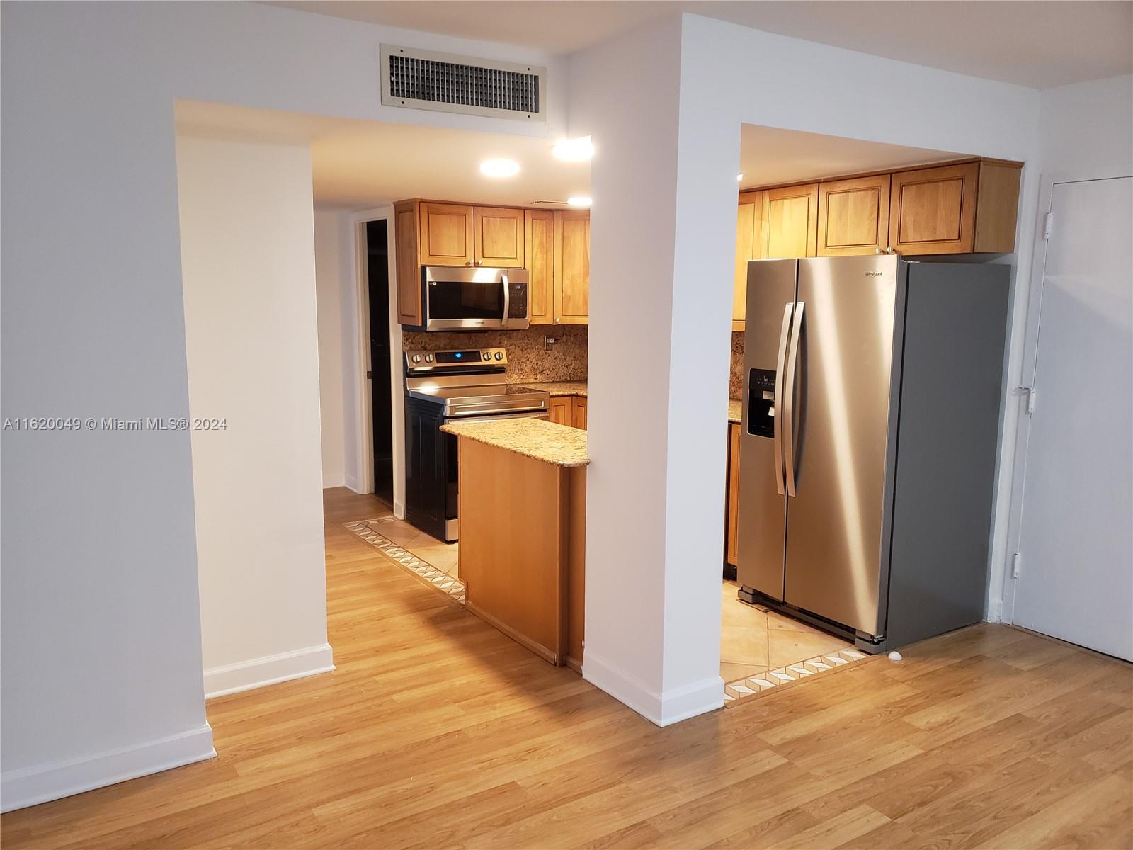 VIRGINIA OAKS CONDO - Residential Lease