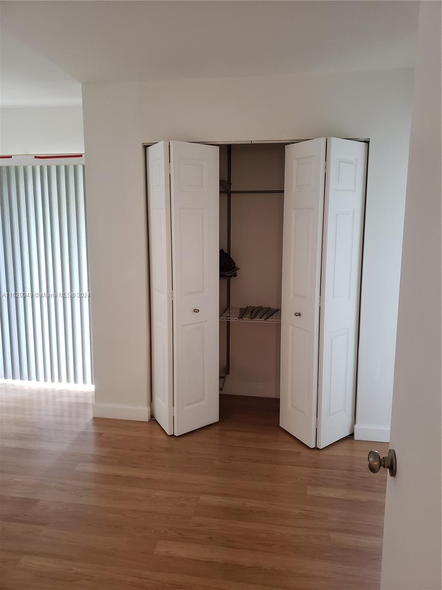 VIRGINIA OAKS CONDO - Residential Lease