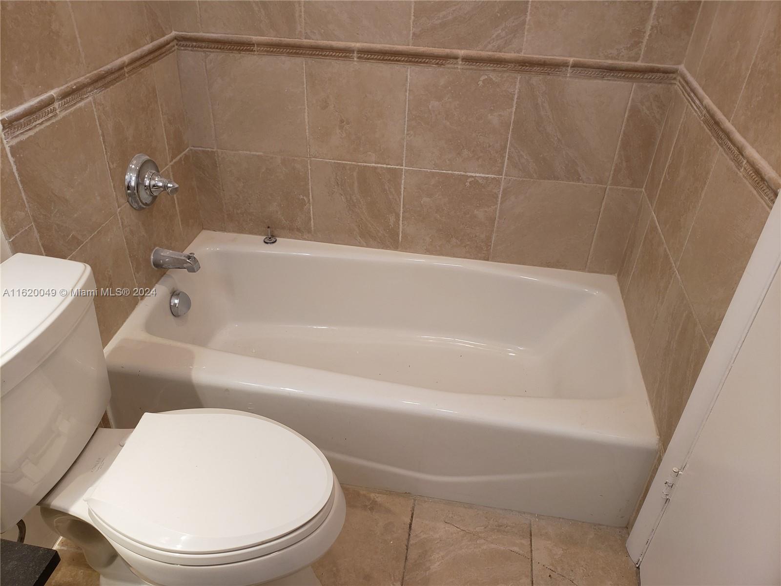 VIRGINIA OAKS CONDO - Residential Lease