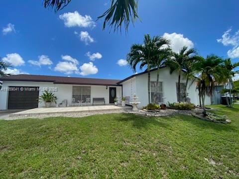 MEADOW WOOD MANOR #4 - Residential