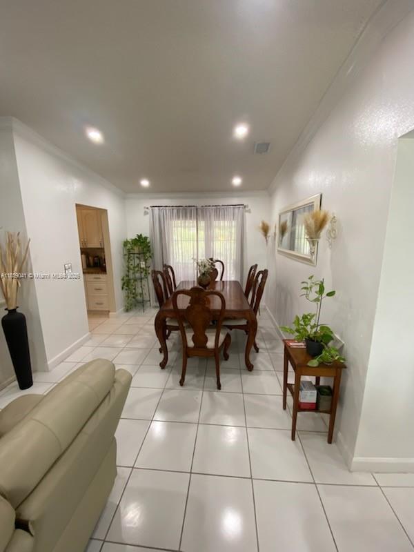 MEADOW WOOD MANOR #4 - Residential