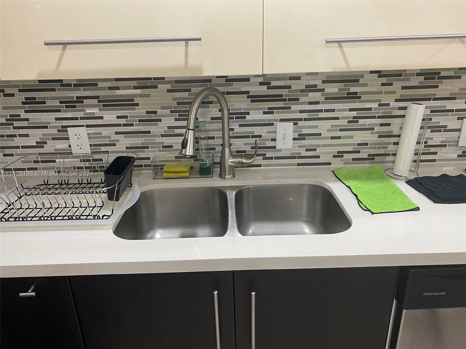 ARLEN HOUSE EAST CONDO - Residential Lease