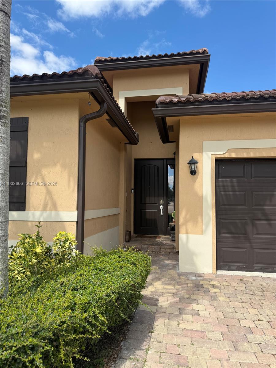 HEMINGWAY POINT - Residential