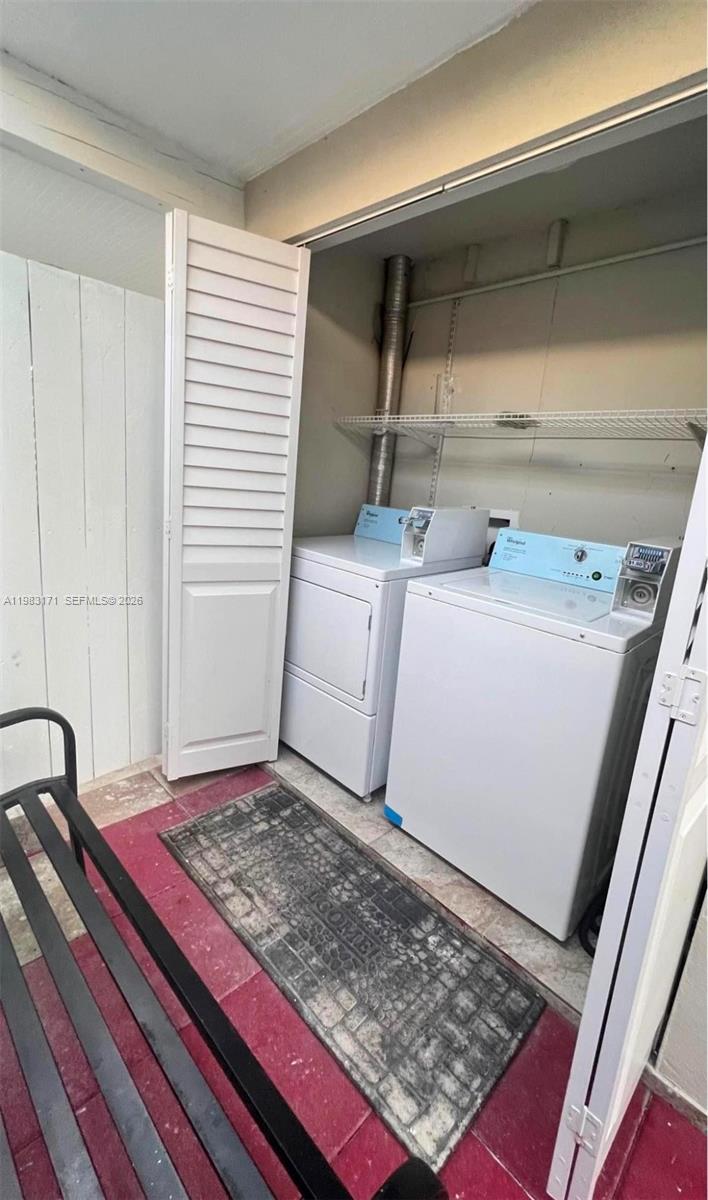 WINSTON PARK UNIT ONE - Residential Lease