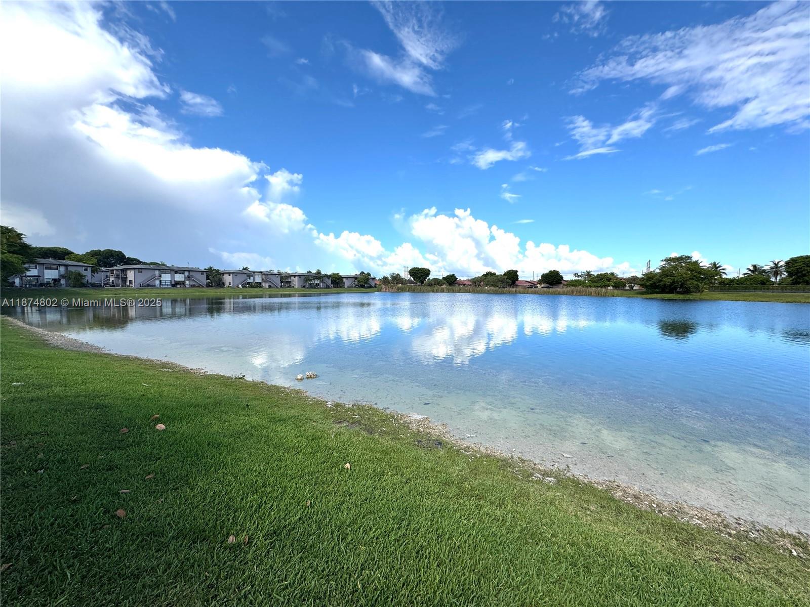 PLAYA LAGO CONDO PH II - Residential