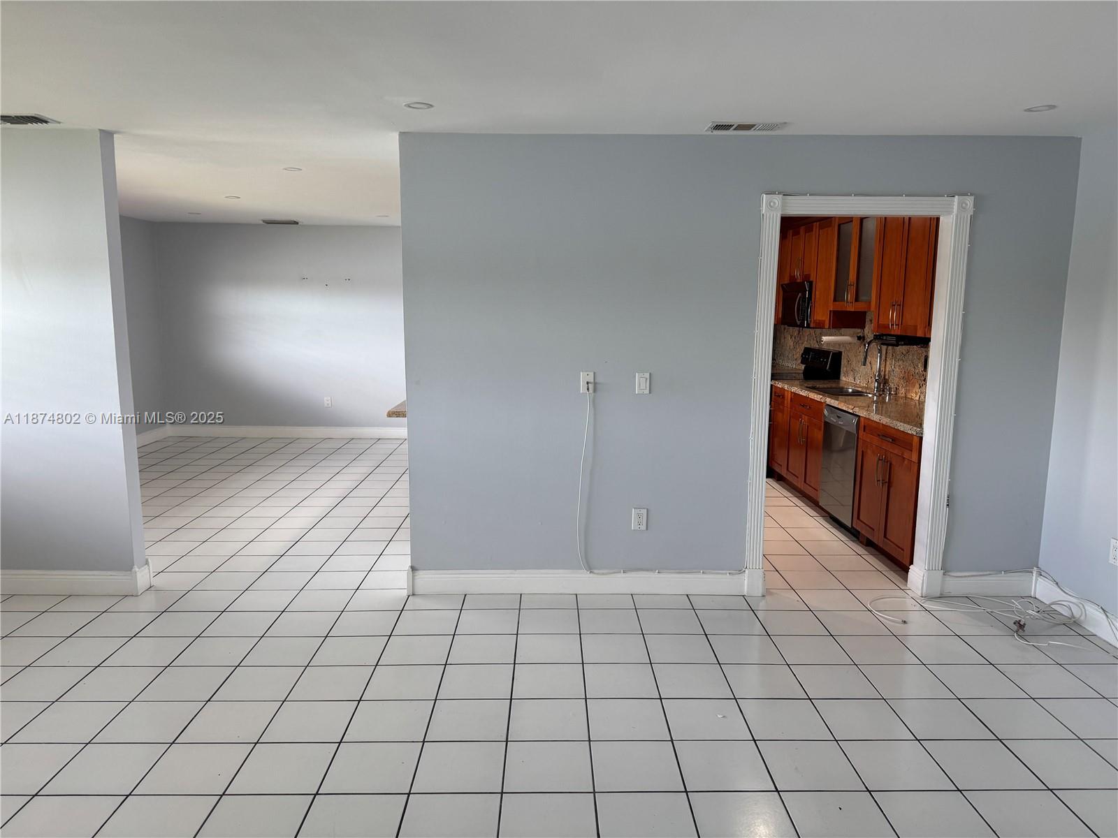 PLAYA LAGO CONDO PH II - Residential