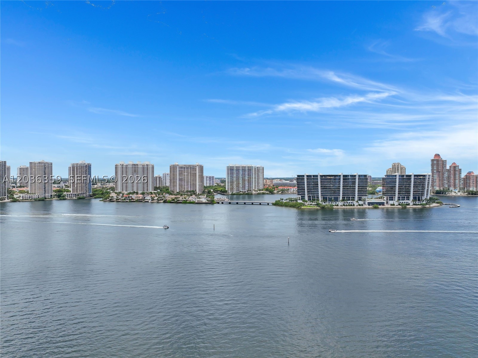 CARIBBEAN BREEZE CONDO - Residential
