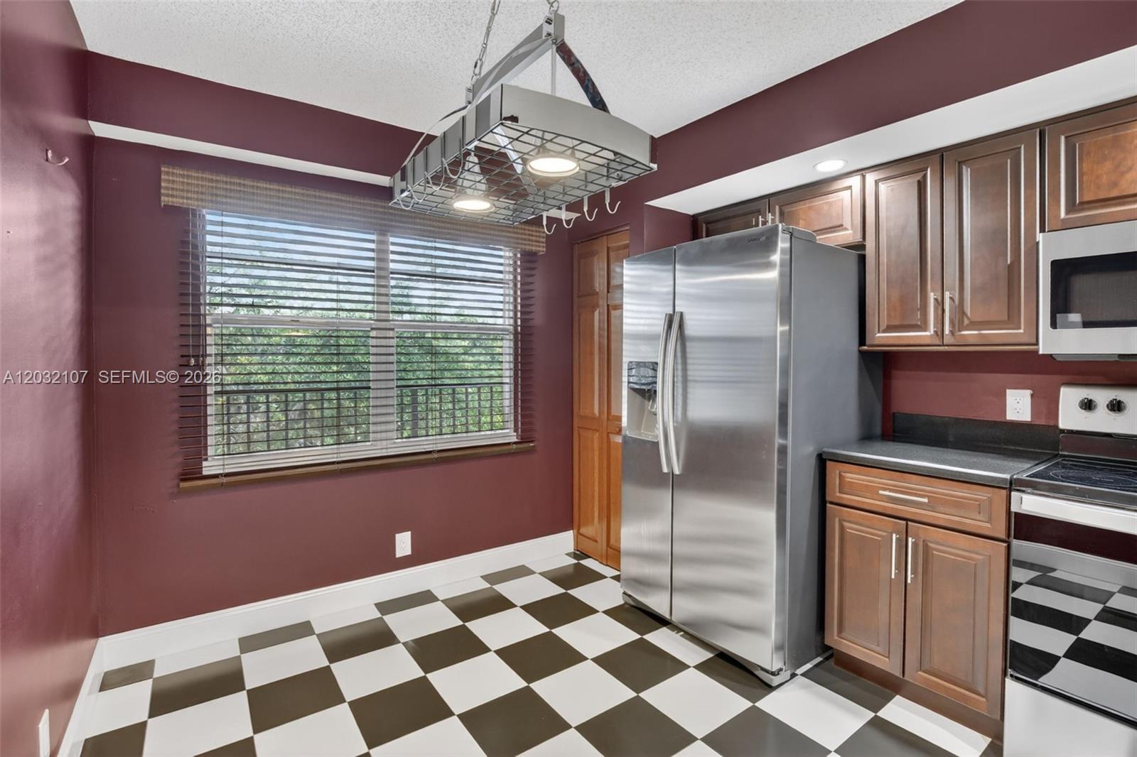 CAMBRIDGE AT CENTURY - Residential