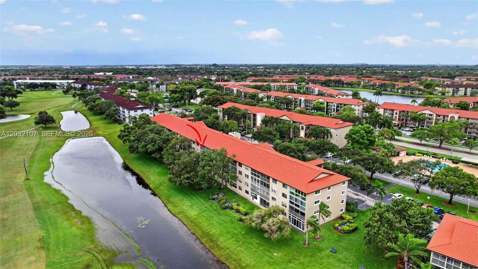CAMBRIDGE AT CENTURY - Residential