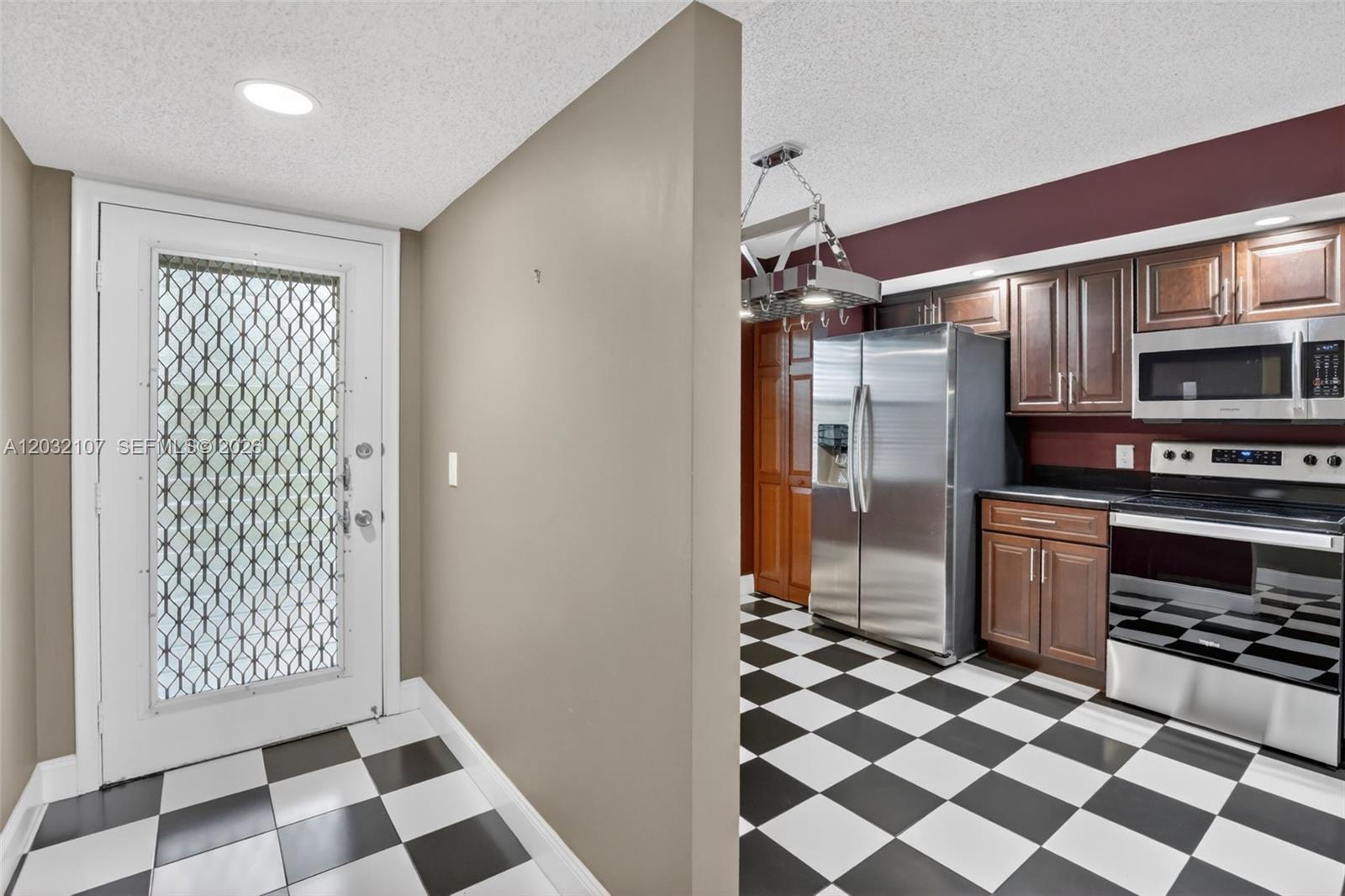 CAMBRIDGE AT CENTURY - Residential