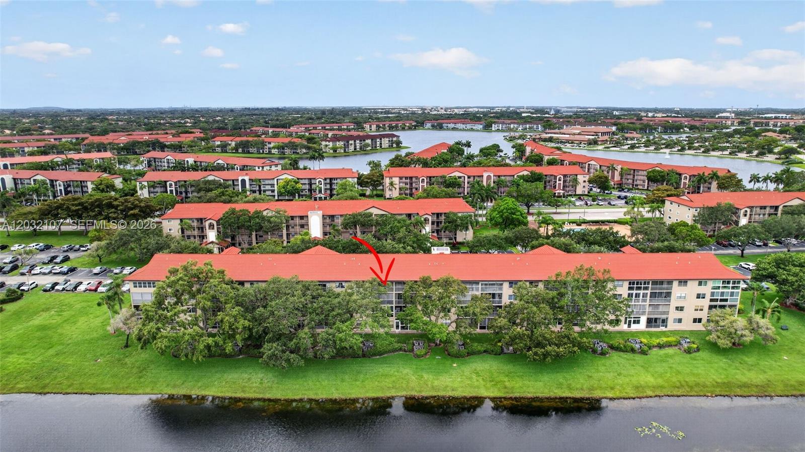 CAMBRIDGE AT CENTURY - Residential