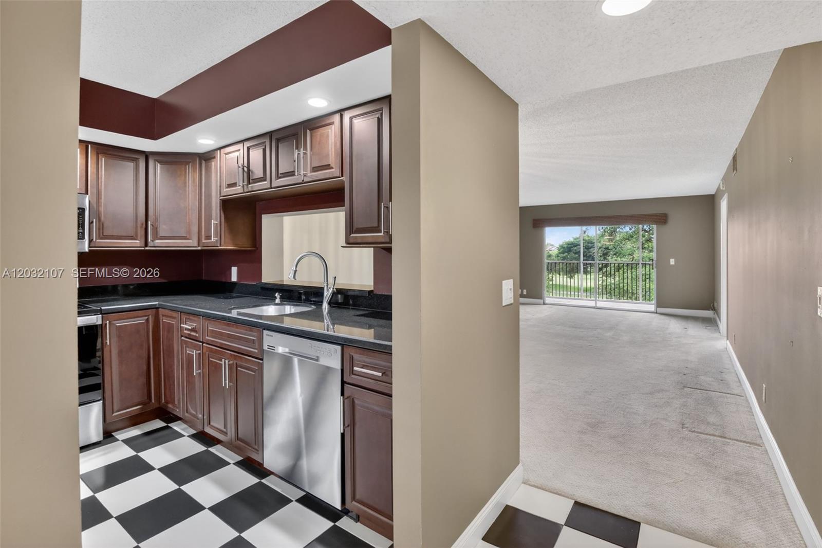 CAMBRIDGE AT CENTURY - Residential