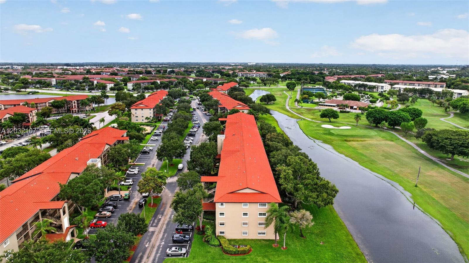 CAMBRIDGE AT CENTURY - Residential
