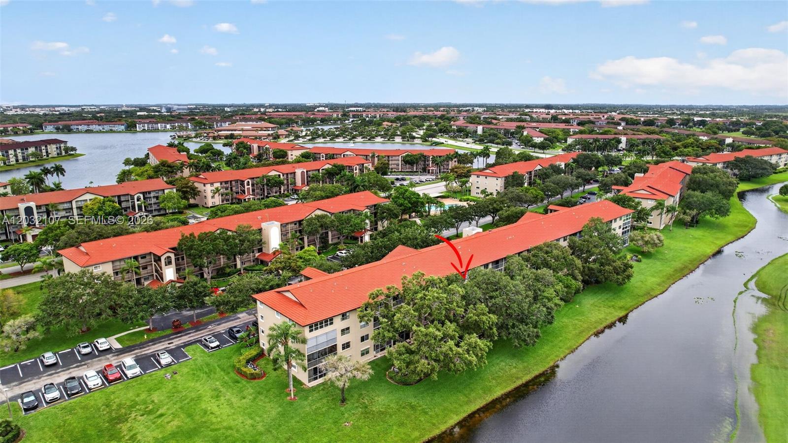 CAMBRIDGE AT CENTURY - Residential