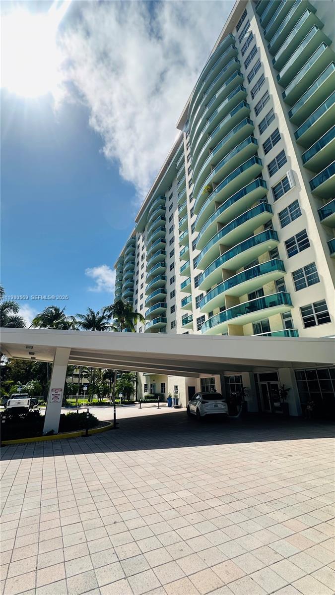 OCEANVIEW BUILDING A COND - Residential