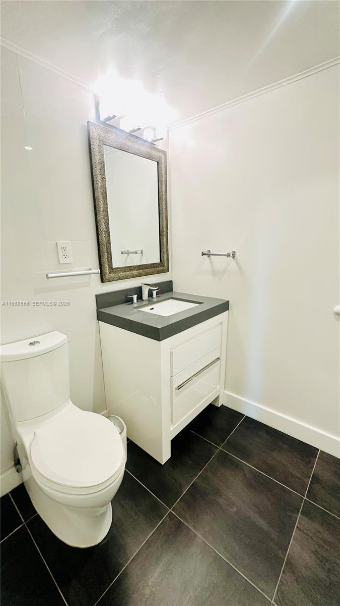 OCEANVIEW BUILDING A COND - Residential