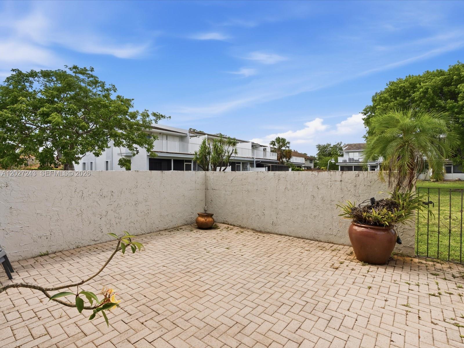 VILLAS OF SHERIDAN CONDO - Residential
