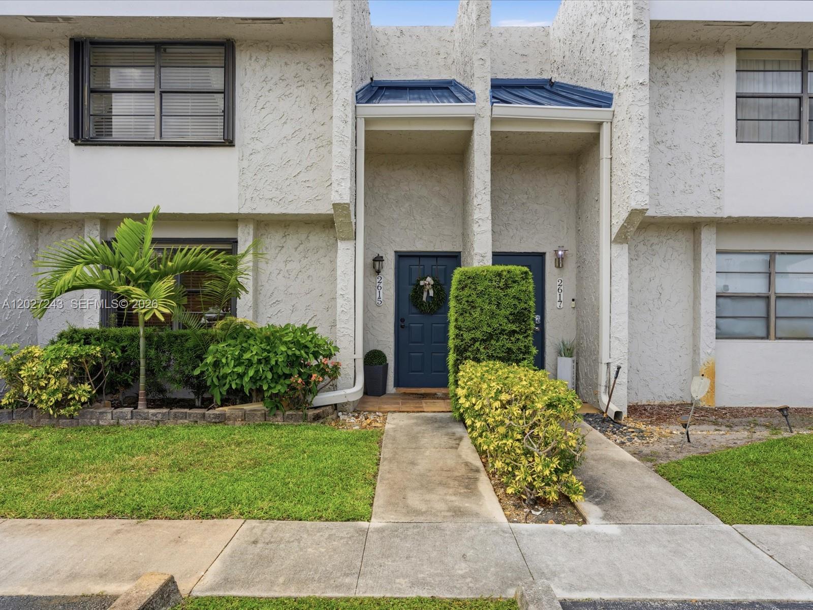 VILLAS OF SHERIDAN CONDO - Residential