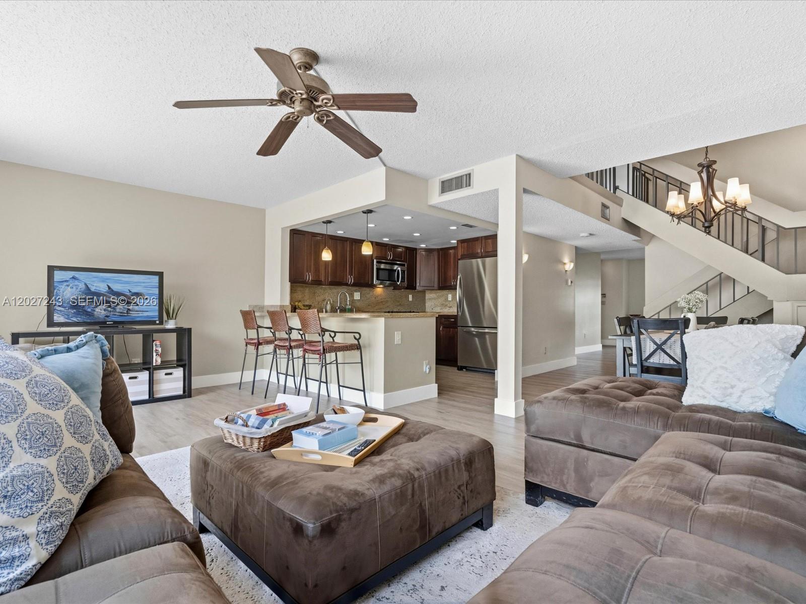 VILLAS OF SHERIDAN CONDO - Residential