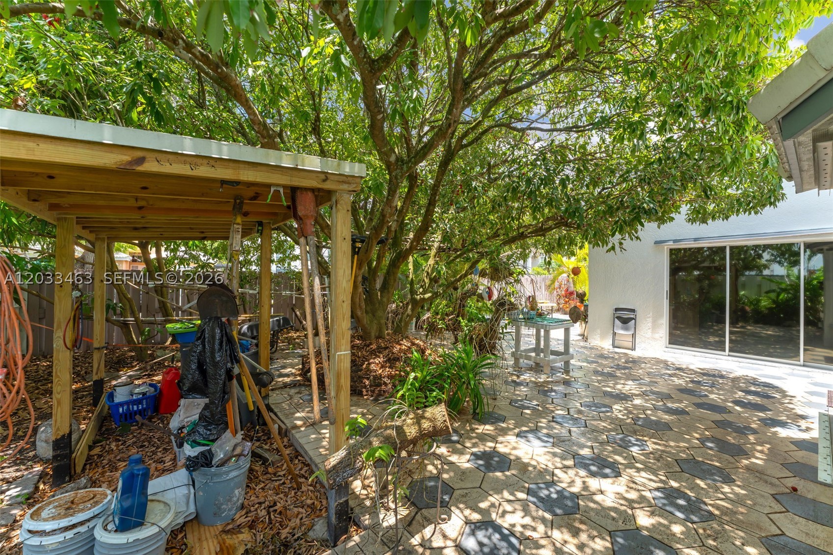 WEITZER HAMMOCKS HOMES SE - Residential