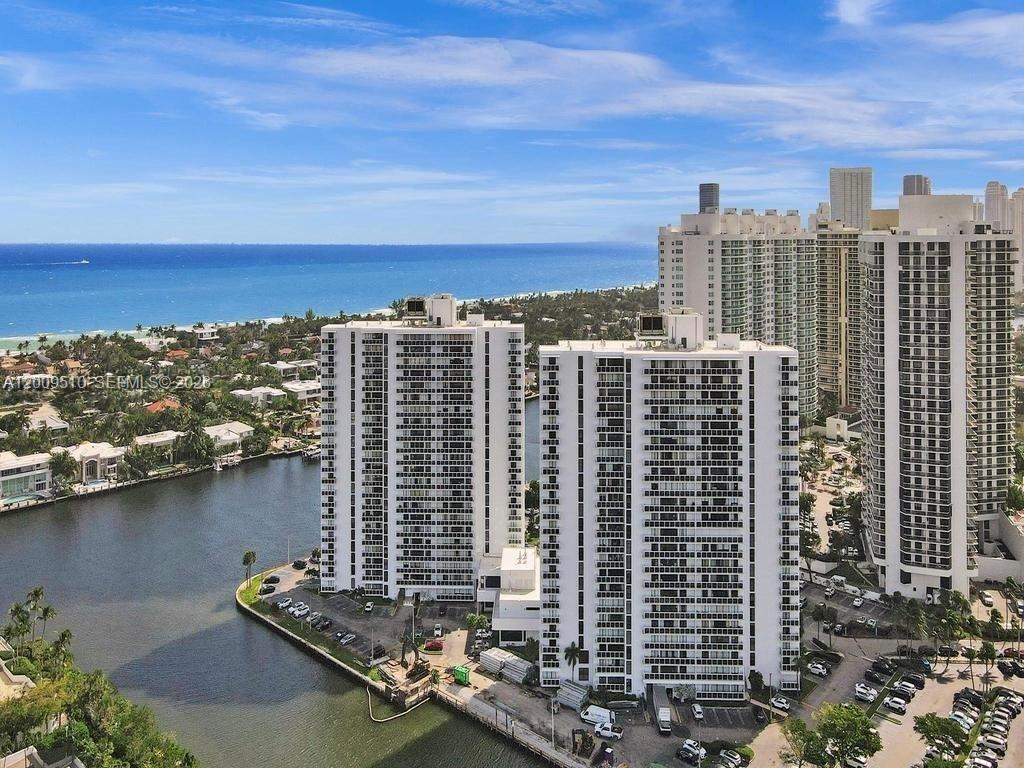 WATERVIEW CONDO - Residential