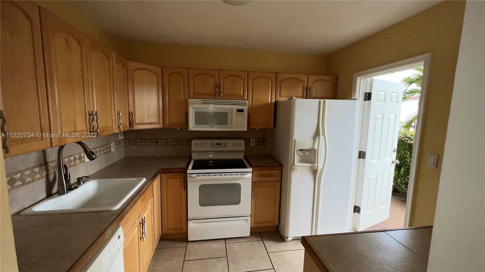 PARK SOUTH 7 CONDO - Residential Lease