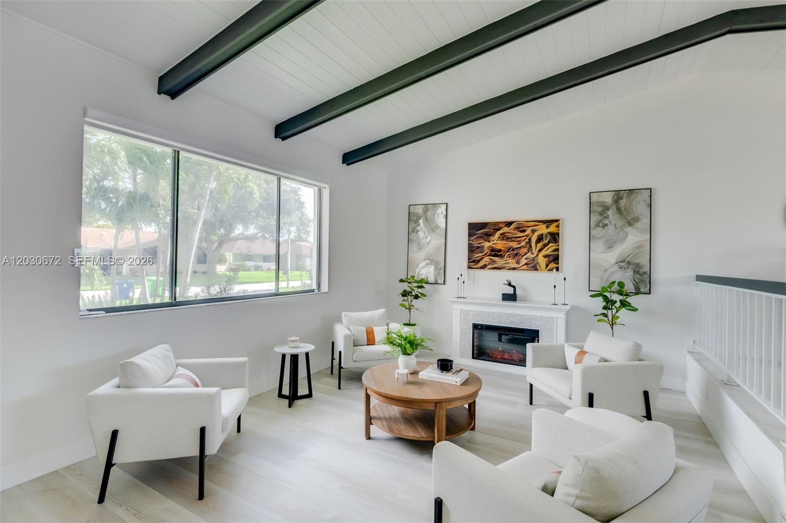 WELLEBY UNIT EIGHT - Residential