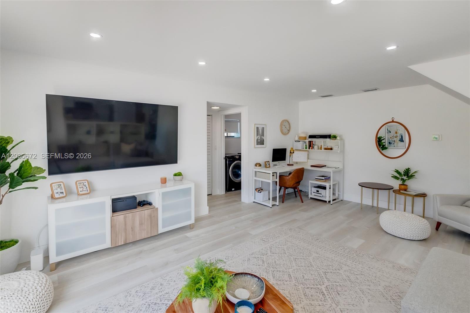 WELLEBY UNIT EIGHT - Residential