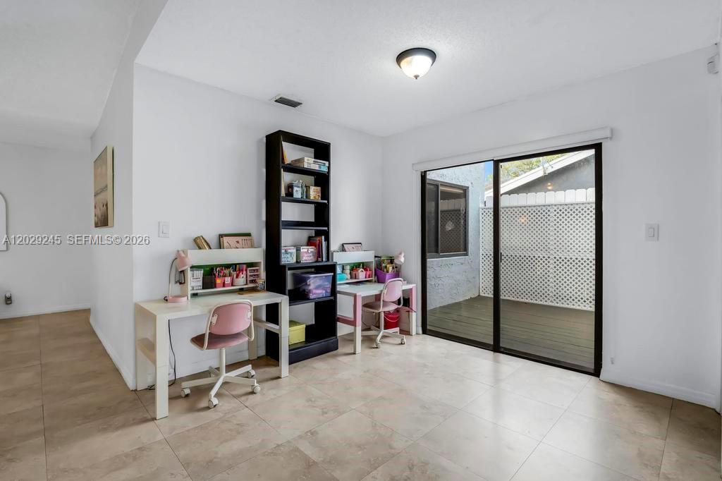 JACARANDA PARCEL 338 - Residential