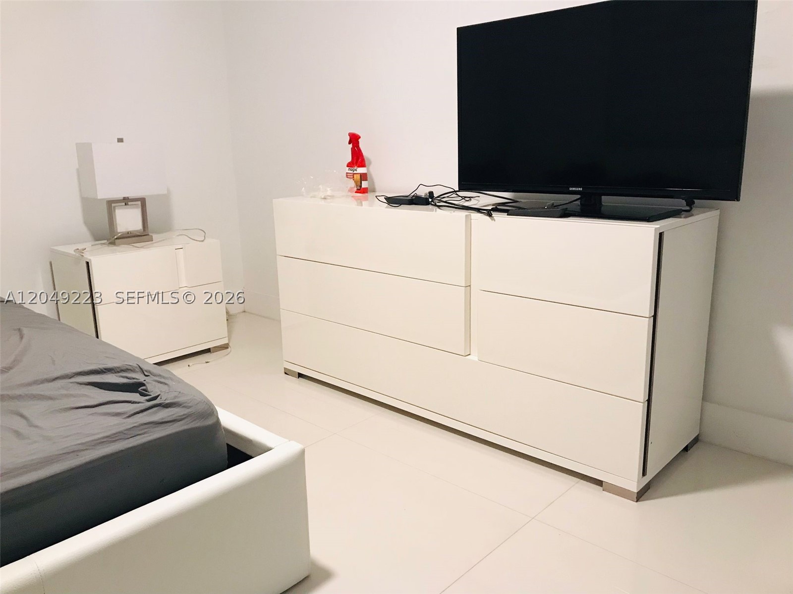 GARDENS AT BONAVENTURE 14 - Residential Lease